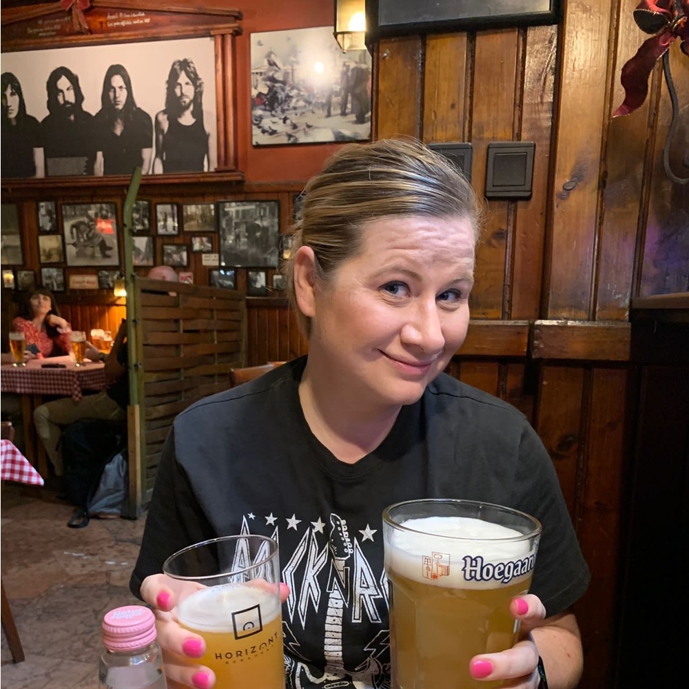 Meet your Posher, Angela